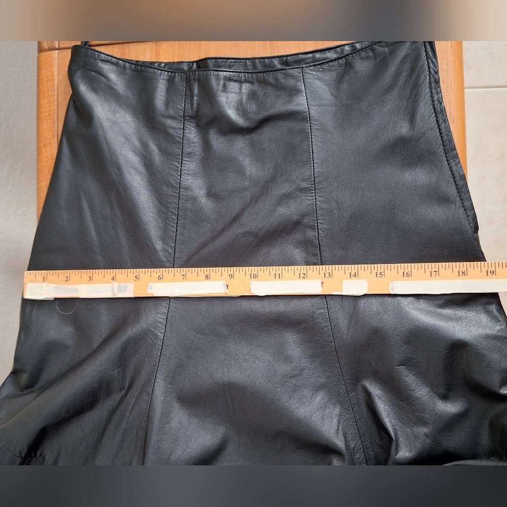 Vintage Wilsons Leather Midi Skirt Mermaid Dark Feminine Academia Witchy Goth - Picture 9 of 11